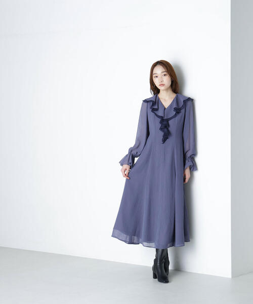 NATURAL BEAUTY BASIC(ナチュラルビューティーベーシック)の「◇ラッフルフリルワンピース(ワンピース・レディース・ダークブルー/オフホワイト・MEDIUM/P/S)」の18枚目の写真