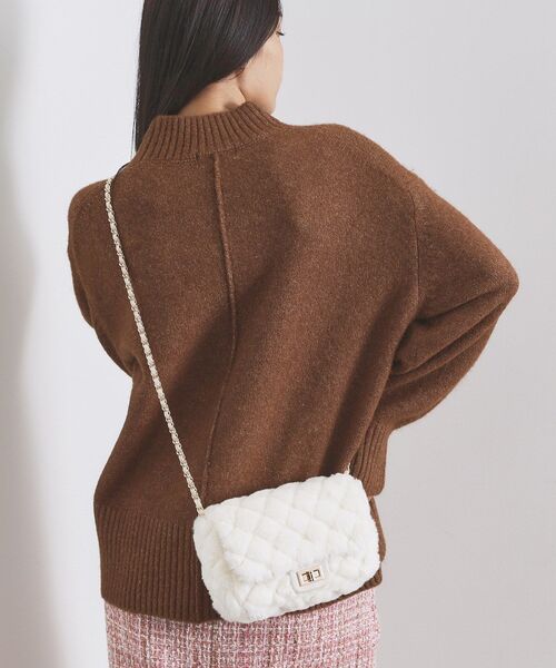 OPAQUE.CLIP（オペークドットクリップ）の「パフィーキルティングチェーンショルダーバッグ（ショルダーバッグ・レディース・ブラック/ブラック系1/オフホワイト/シルバー系その他7/ホワイト系9/ベージュ系6・00）」の17枚目の写真