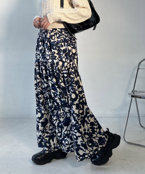 AS KNOW AS plus（アズノゥアズプラス）の「♪アソートデザイン 切替えギャザーロングスカート（スカート・レディース・カーキ/ブラウン系その他/レッド系その他/チャコールグレー/ブラック系その他/ブラック系その他2/ネイビー系/レッド系その他2/オレンジ系・FREE）」の6枚目の写真