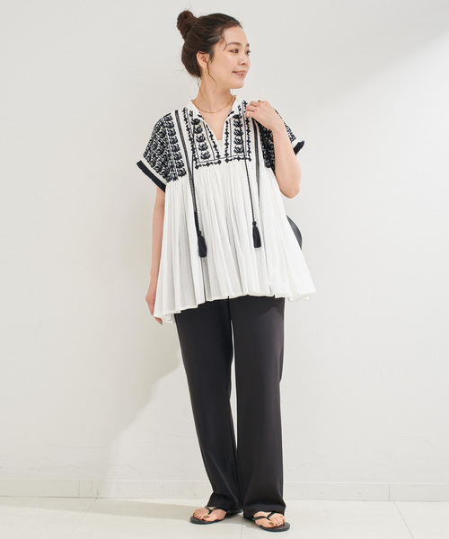 B.C STOCK(ベーセーストック)の「手洗い可 / 刺繍ギャザーブラウス(シャツ/ブラウス・レディース・ブラック/ホワイト・FREE)」の13枚目の写真