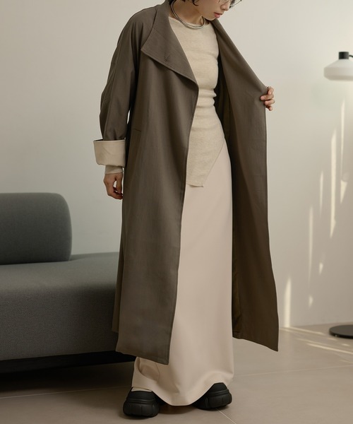 LAULEN(ローレン)の「stand collar bicolor sleeve coat /スタンドカラー袖配色ロングコート(ステンカラーコート・レディース・ブラック/グレー/ブラウン・FREE)」の6枚目の写真