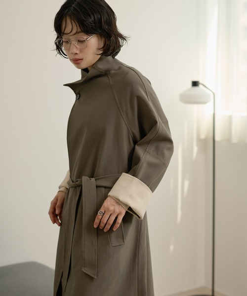 LAULEN(ローレン)の「stand collar bicolor sleeve coat /スタンドカラー袖配色ロングコート(ステンカラーコート・レディース・ブラック/グレー/ブラウン・FREE)」の10枚目の写真