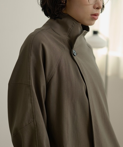 LAULEN(ローレン)の「stand collar bicolor sleeve coat /スタンドカラー袖配色ロングコート(ステンカラーコート・レディース・ブラック/グレー/ブラウン・FREE)」の11枚目の写真