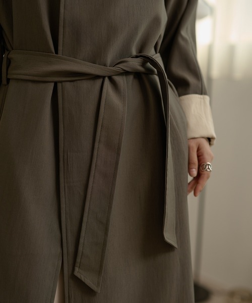 LAULEN(ローレン)の「stand collar bicolor sleeve coat /スタンドカラー袖配色ロングコート(ステンカラーコート・レディース・ブラック/グレー/ブラウン・FREE)」の13枚目の写真