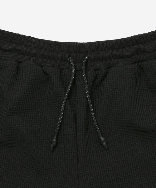 Hurley （ハーレー）の「【Hurley/ハーレー】ヘビーウェイトサーマルショーツ　吸水速乾　THERMAL BP SHORTS（その他パンツ・メンズ・ブラック/カーキブラウン/ブラック×イエロー/ブラック×ピンク/ブラック×ブルー/オフホワイト・MEDIUM/LARGE/X-LARGE/SMALL）」の9枚目の写真