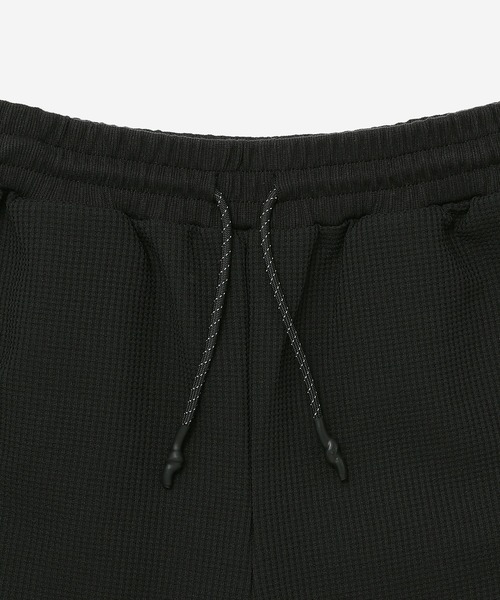 Hurley （ハーレー）の「【Hurley/ハーレー】ヘビーウェイトサーマルショーツ　吸水速乾　THERMAL BP SHORTS（その他パンツ・メンズ・ブラック/カーキブラウン/ブラック×イエロー/ブラック×ピンク/ブラック×ブルー/オフホワイト・MEDIUM/LARGE/X-LARGE/SMALL）」の19枚目の写真