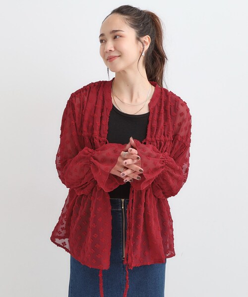 Cutie Blonde（キューティーブロンド）の「華やかにさをプラスする シアードビー シャーリングブラウス（シャツ/ブラウス・レディース・ブラック/レッド/オフホワイト・00）」の18枚目の写真