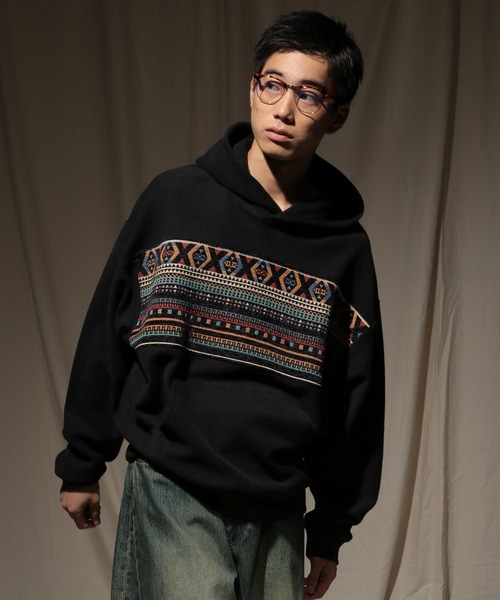 niko and...（ニコアンド）の「パネル切り替えパーカー（パーカー・メンズ・ブラック/アイボリー・LARGE/MEDIUM）」の6枚目の写真