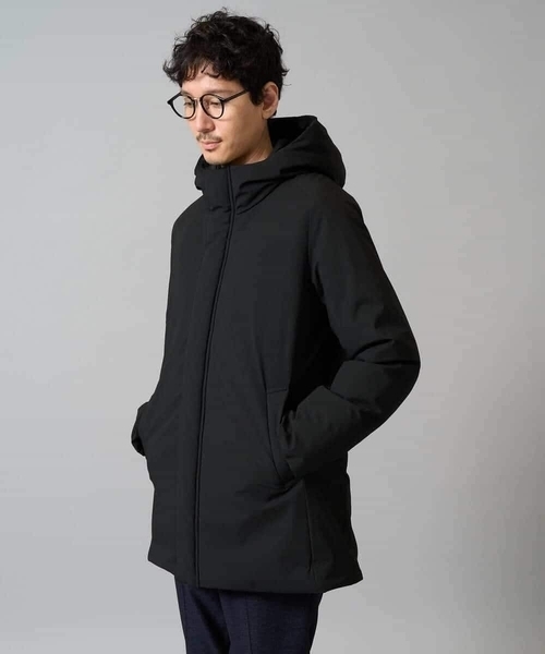 a.v.v（アーヴェヴェ）の「【軽量/撥水】ラミネートダウンフードコート（ダウンジャケット/コート・メンズ・ブラック/ダークグレー・46/48/50/52）」の9枚目の写真