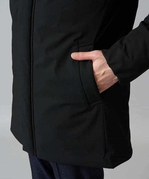 a.v.v（アーヴェヴェ）の「【軽量/撥水】ラミネートダウンフードコート（ダウンジャケット/コート・メンズ・ブラック/ダークグレー・46/48/50/52）」の15枚目の写真