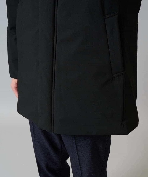 a.v.v（アーヴェヴェ）の「【軽量/撥水】ラミネートダウンフードコート（ダウンジャケット/コート・メンズ・ブラック/ダークグレー・46/48/50/52）」の16枚目の写真