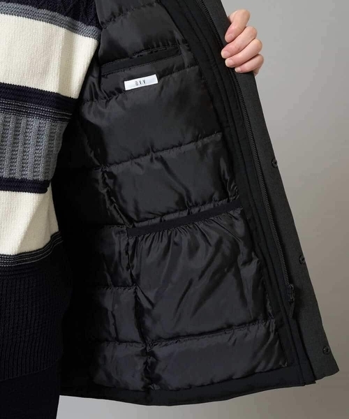 a.v.v（アーヴェヴェ）の「【軽量/撥水】ラミネートダウンフードコート（ダウンジャケット/コート・メンズ・ブラック/ダークグレー・46/48/50/52）」の19枚目の写真