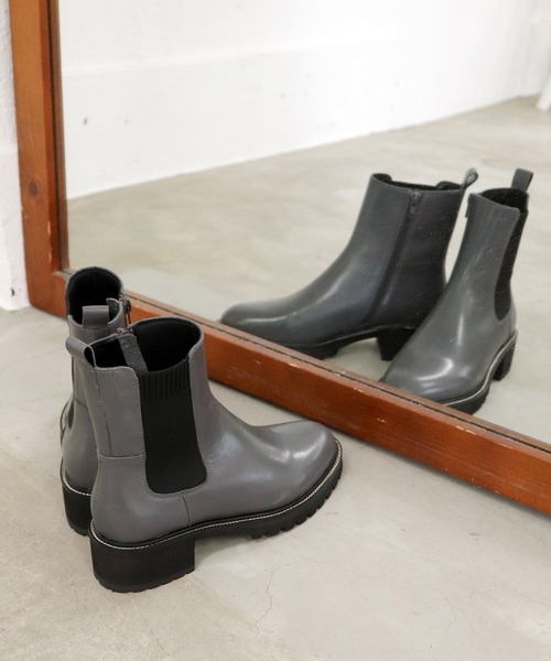 cava cava（サヴァサヴァ）の「軽量｜サイドゴアブーツ　7420207（ブーツ・レディース・ブラック/ダークブラウン/ブルーグレー・22.5cm/23cm/23.5cm/24cm/24.5cm）」の2枚目の写真