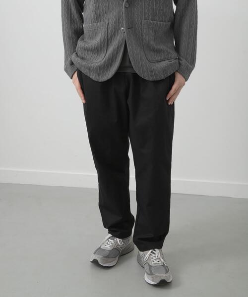 ITEMS URBANRESEARCH（アイテムズ アーバンリサーチ）の「ハイストレッチリラックスパンツ（その他パンツ・メンズ・インディゴブルー/ベージュ/カーキ/ブラック・SMALL/LARGE/MEDIUM）」の2枚目の写真