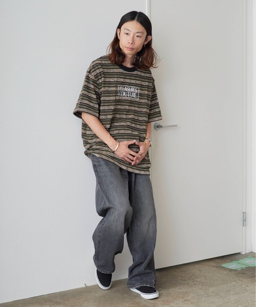 PLEASURES（プレジャー）の「PLEASURES/プレジャーズ COUTURE STRIPE SHIRT マルチボーダー パイルMIX Tシャツ（Tシャツ/カットソー・メンズ・ダークオリーブ・L/XL/M）」の5枚目の写真