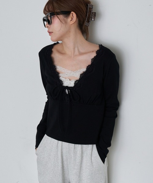 RAY CASSIN（レイカズン）の「レース切替ロングTシャツ（Tシャツ/カットソー・レディース・ブラック/ブラック系その他2/チャコールグレー/ブラウン系その他2/ベージュ系その他2・FREE）」の2枚目の写真