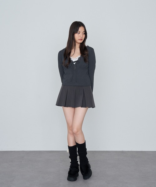 RAY CASSIN（レイカズン）の「レース切替ロングTシャツ（Tシャツ/カットソー・レディース・ブラック/ブラック系その他2/チャコールグレー/ブラウン系その他2/ベージュ系その他2・FREE）」の17枚目の写真