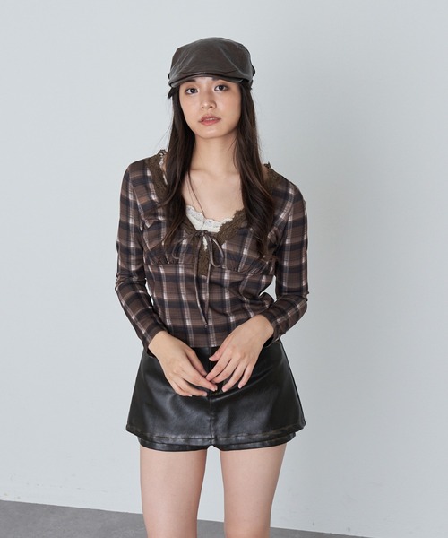 RAY CASSIN（レイカズン）の「レース切替ロングTシャツ（Tシャツ/カットソー・レディース・ブラック/ブラック系その他2/チャコールグレー/ブラウン系その他2/ベージュ系その他2・FREE）」の6枚目の写真