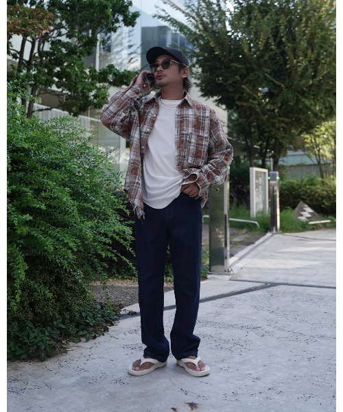 #Re:room(リルーム)の「ワンウォッシュストレートデニムパンツ(デニムパンツ・メンズ・ネイビー・SMALL/MEDIUM/LARGE)」の8枚目の写真