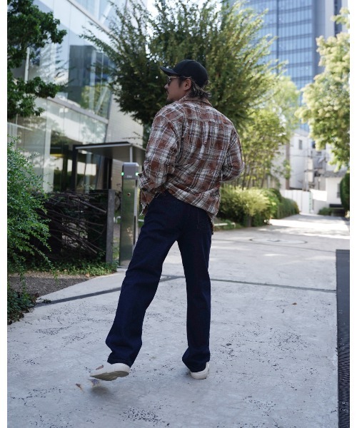 #Re:room(リルーム)の「ワンウォッシュストレートデニムパンツ(デニムパンツ・メンズ・ネイビー・SMALL/MEDIUM/LARGE)」の7枚目の写真