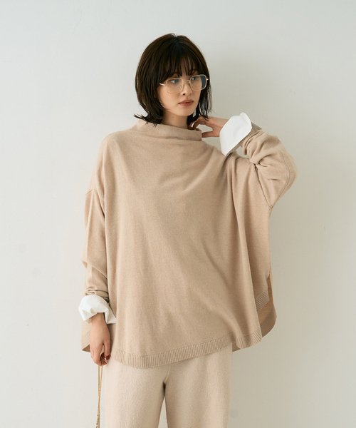 Rouge vif(ルージュヴィフ)の「ボトルネックポンチョライクニットプルオーバー(ニット/セーター・レディース・ネイビー/ベージュ/グレー・フリー)」の18枚目の写真