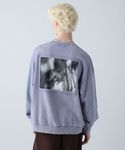 HARE(ハレ)の「ピグメントバックプリントスウェット(HARE)(スウェット・メンズ・ブラック/グレー/ブルー/レッド・MEDIUM/SMALL)」の3枚目の写真