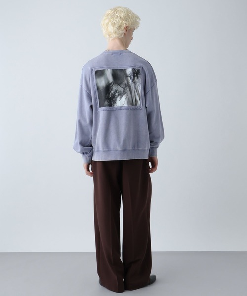 HARE(ハレ)の「ピグメントバックプリントスウェット(HARE)(スウェット・メンズ・ブラック/グレー/ブルー/レッド・MEDIUM/SMALL)」の12枚目の写真