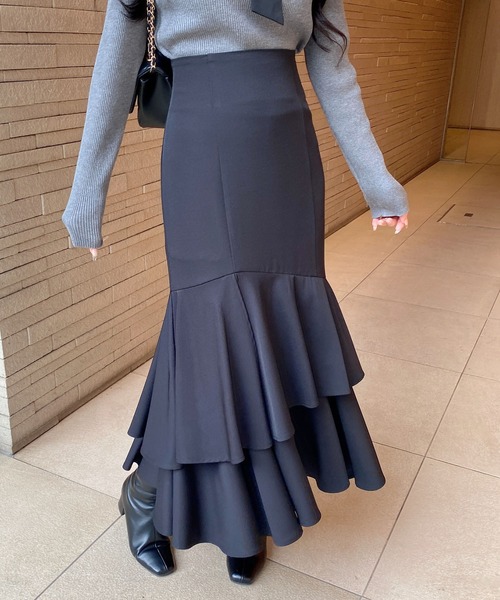 INGNI(イング)の「バックレースアップアシメティアードスカート(スカート・レディース・ライトベージュ/ブラック/ボルドー・FREE)」の1枚目の写真