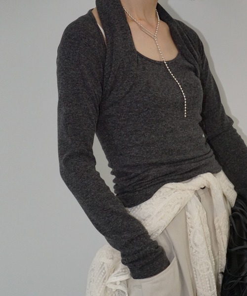 chuclla(チュクラ)の「2wayショルダーデザイントップス chw25a112(Tシャツ/カットソー・レディース・グレイッシュベージュ/スミクロ・FREE)」の2枚目の写真
