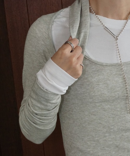 chuclla(チュクラ)の「2wayショルダーデザイントップス chw25a112(Tシャツ/カットソー・レディース・グレイッシュベージュ/スミクロ・FREE)」の6枚目の写真