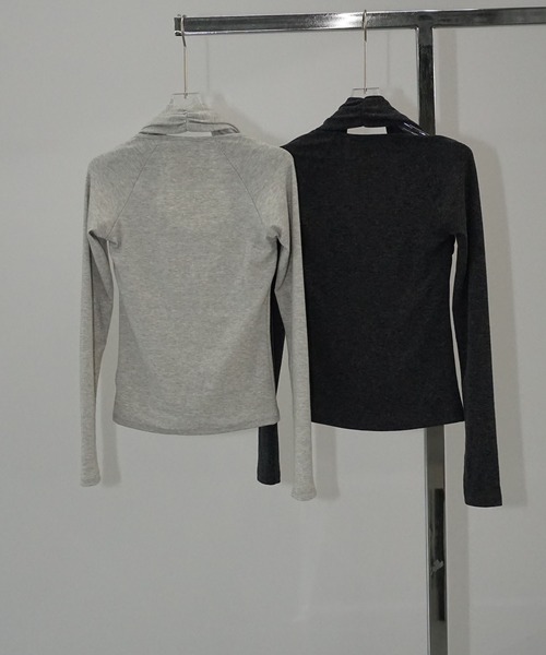 chuclla(チュクラ)の「2wayショルダーデザイントップス chw25a112(Tシャツ/カットソー・レディース・グレイッシュベージュ/スミクロ・FREE)」の21枚目の写真
