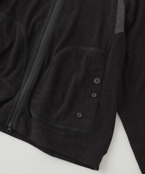 SAN SAN GEAR(サンサンギア)の「SAN SAN GEAR / サンサンギア KAPAS KNIT ZIP-UP(ブルゾン・メンズ・ブラック/ライトグリーン・1/2)」の4枚目の写真