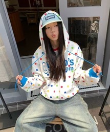 GEMEDA（ジェメダ）の「【秋冬新作】スター総柄ロゴジップパーカー（パーカー）」