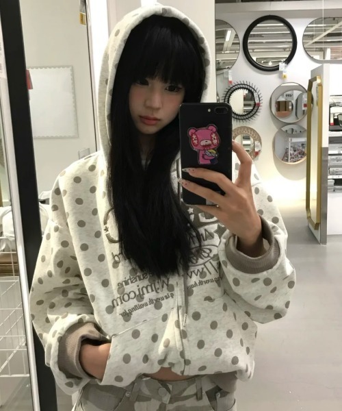 GEMEDA（ジェメダ）の「【2026新作】スター総柄ロゴジップパーカー（パーカー・レディース・グレー/グレー系その他/ホワイト・M）」の16枚目の写真