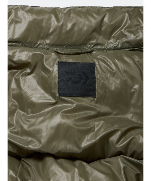 DAIWA PIER39(ダイワピア39)の「DAIWA PIER39 TECH ULTRA LIGHT DOWN JACKET BW-45025W(ダウンジャケット/コート・メンズ・ライトグレー/オリーブ/ブラック/シルバー・X-LARGE/LARGE/SMALL/MEDIUM)」の10枚目の写真
