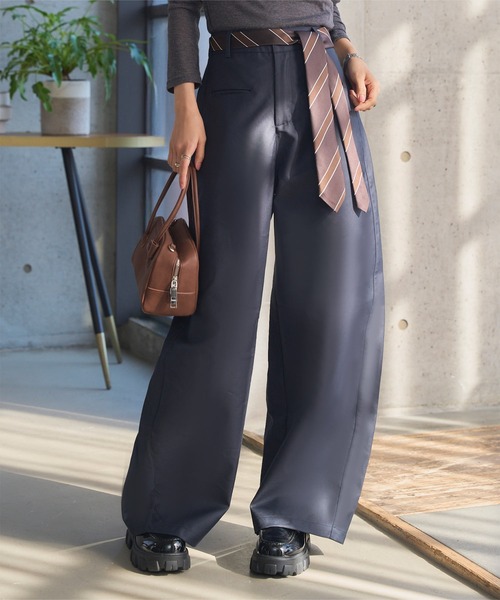 KOBE LETTUCE(コウベレタス)の「ネクタイ風ベルト付きカーブパンツ(その他パンツ・レディース・グレー/ブラウン/ネイビー・M/PM)」の8枚目の写真