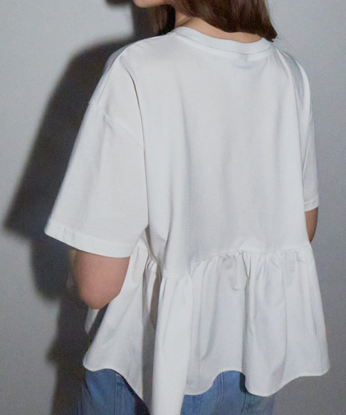RONRON（ロンロン）の「パッチワーク ラッフル 半袖 Tシャツ ホワイト（Tシャツ/カットソー・レディース・その他・FREE）」の4枚目の写真