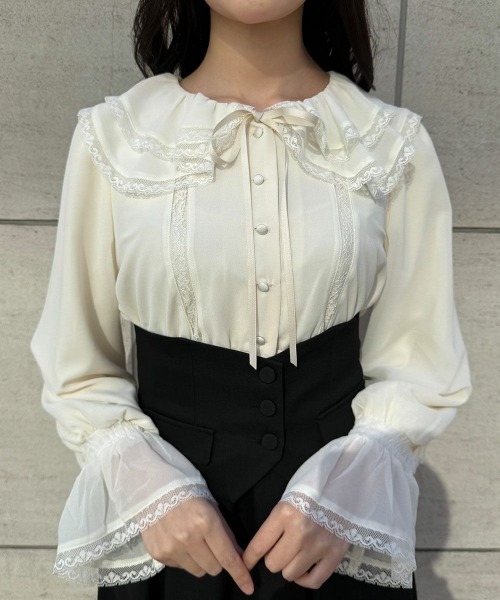 an another angelus（アンアナザーアンジェラス）の「レース使いダブルラッフル衿ブラウス（シャツ/ブラウス・レディース・オフホワイト/ピンクベージュ・FREE）」の18枚目の写真
