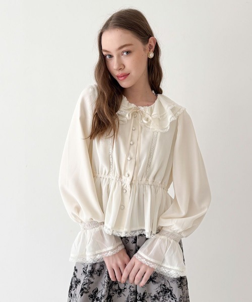 an another angelus（アンアナザーアンジェラス）の「レース使いダブルラッフル衿ブラウス（シャツ/ブラウス・レディース・オフホワイト/ピンクベージュ・FREE）」の14枚目の写真