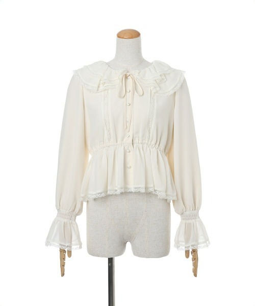 an another angelus（アンアナザーアンジェラス）の「レース使いダブルラッフル衿ブラウス（シャツ/ブラウス・レディース・オフホワイト/ピンクベージュ・FREE）」の3枚目の写真