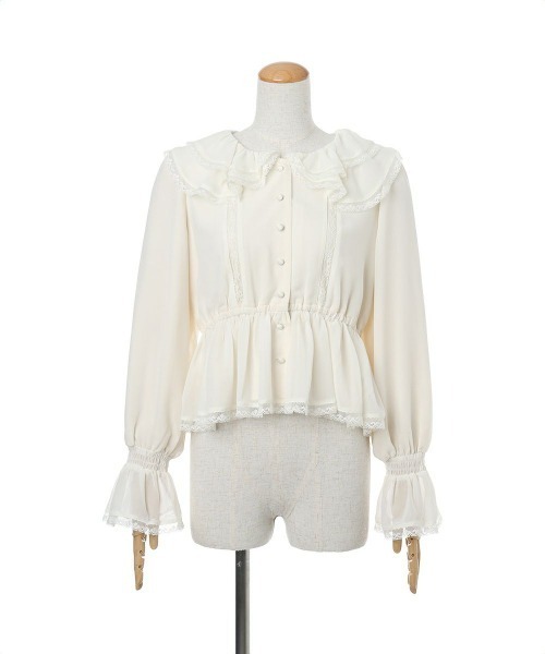 an another angelus（アンアナザーアンジェラス）の「レース使いダブルラッフル衿ブラウス（シャツ/ブラウス・レディース・オフホワイト/ピンクベージュ・FREE）」の5枚目の写真