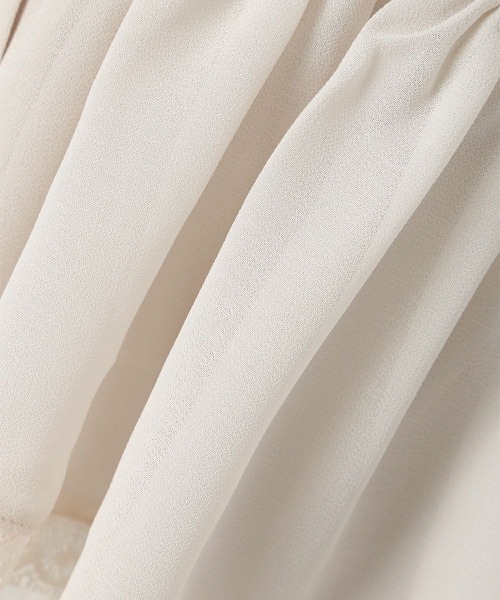 an another angelus（アンアナザーアンジェラス）の「レース使いダブルラッフル衿ブラウス（シャツ/ブラウス・レディース・オフホワイト/ピンクベージュ・FREE）」の12枚目の写真