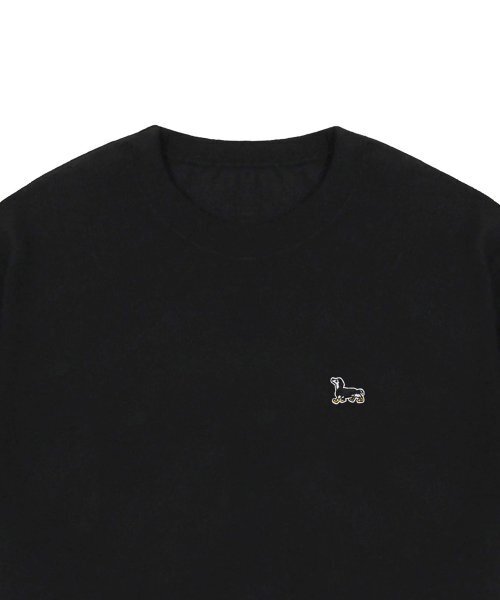 GRAVER（グレーバー）の「[ユニセックス]イエローブーツパピー刺繍半袖Tシャツ_ブラック（Tシャツ/カットソー・レディース・ブラック・X-LARGE/MEDIUM/SMALL/LARGE）」の4枚目の写真