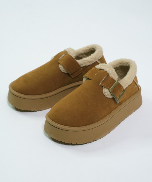 shopnikoniko（ショップニコニコ）の「フェイクムートン ベルトデザイン 厚底シューズ（スリッポン・レディース・グレイッシュベージュ/キャメル・36/37/38/39）」の11枚目の写真