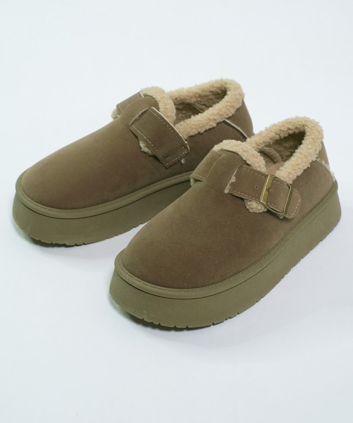 shopnikoniko（ショップニコニコ）の「フェイクムートン ベルトデザイン 厚底シューズ（スリッポン・レディース・グレイッシュベージュ/キャメル・36/37/38/39）」の12枚目の写真