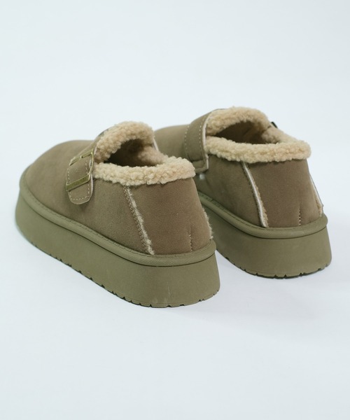 shopnikoniko（ショップニコニコ）の「フェイクムートン ベルトデザイン 厚底シューズ（スリッポン・レディース・グレイッシュベージュ/キャメル・36/37/38/39）」の15枚目の写真