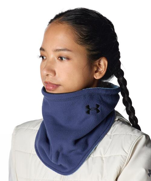 UNDER ARMOUR（アンダーアーマー）の「UAフリース リバーシブル ネックゲイター（トレーニング/メンズ/レディース）（ネックウォーマー/スヌード・レディース・ダークネイビー・ONESIZE）」の6枚目の写真