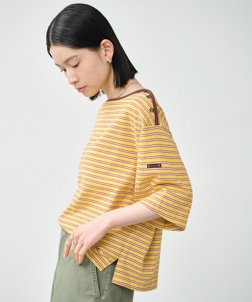 kha:ki（カーキ）の「「KHA:KI / カーキ」マルチストライプ トップ（Tシャツ/カットソー・レディース・オフホワイト/ブラック/マスタード・1）」の20枚目の写真