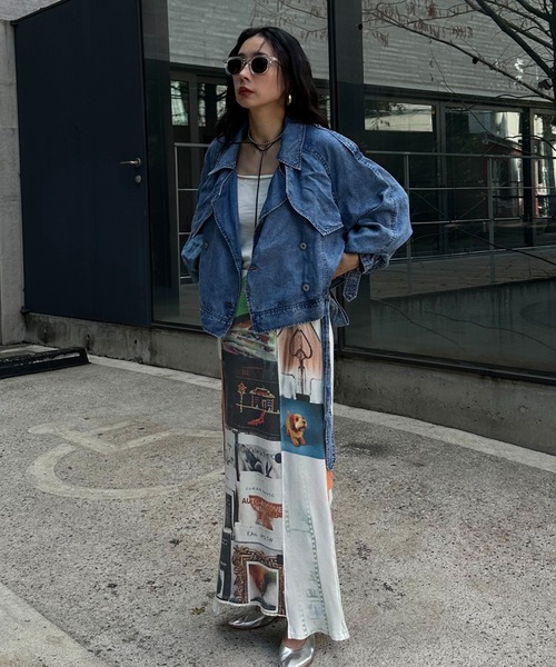 Ameri(アメリ)の「TENCEL DENIM SHORT TRENCH COAT(トレンチコート・レディース・ベージュ/ブラック/ブルー・SMALL/MEDIUM)」の5枚目の写真