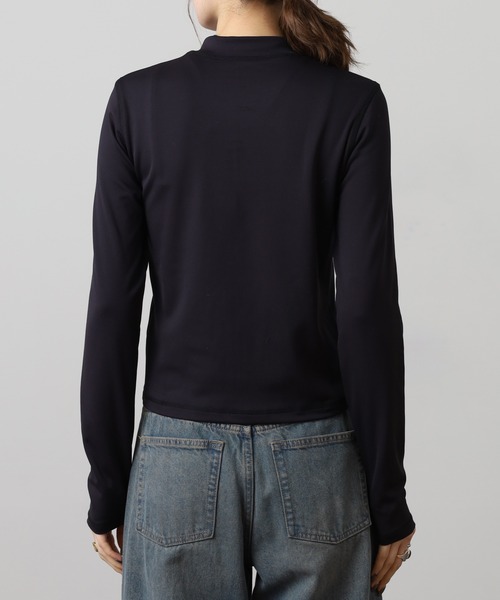 GUESS JEANS(ゲスジーンズ)の「GUESS JEANS フルジップ スウェットシャツ(スウェット・レディース・ブラック・S/L/M)」の10枚目の写真